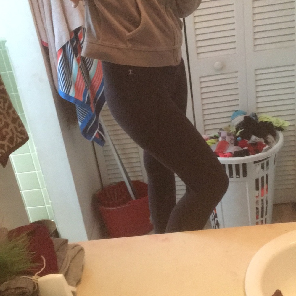 Sporty black leggings